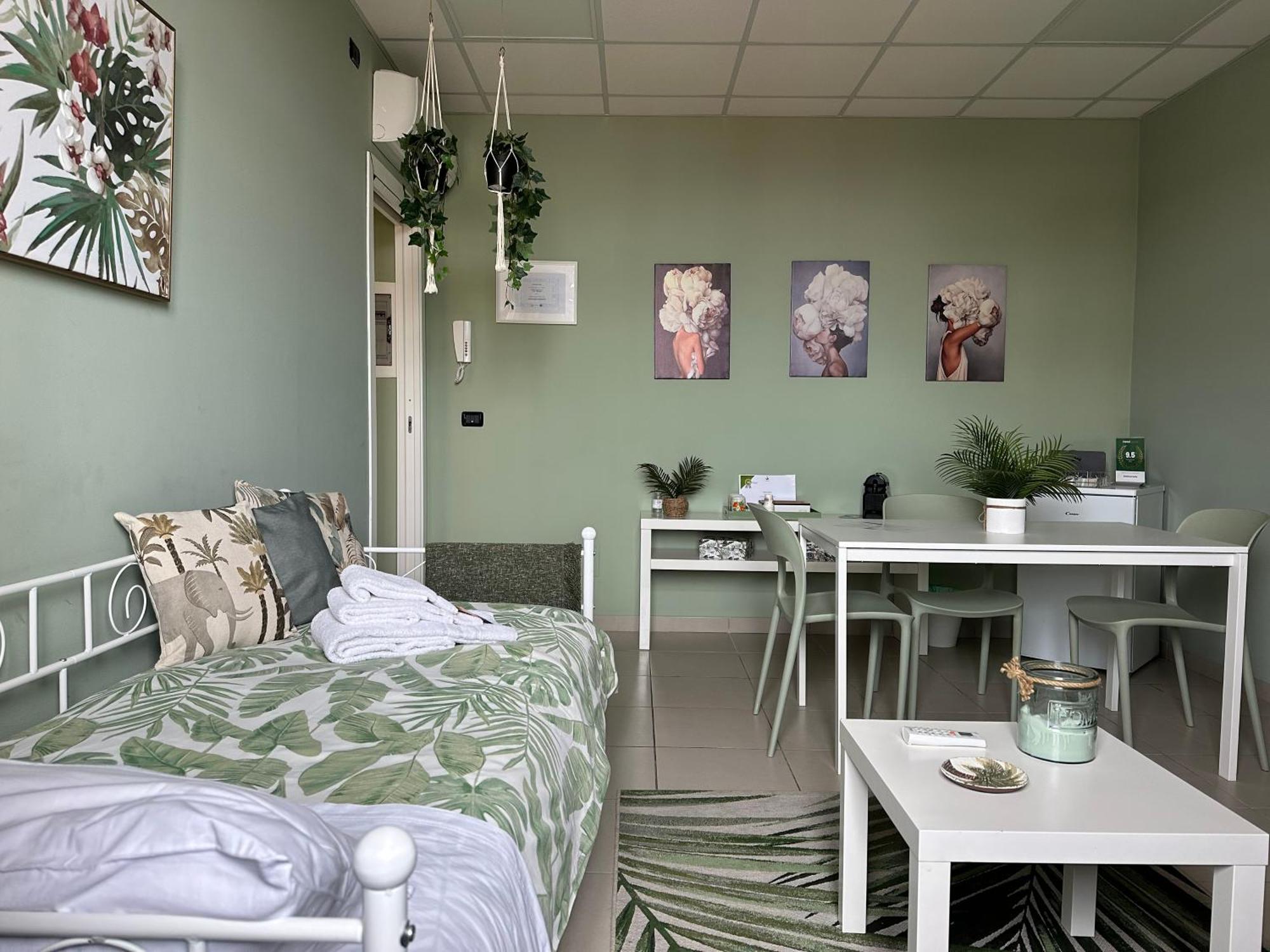 Botanical Suite Bari Exterior photo